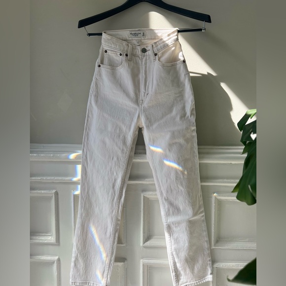 Curve Love Ultra High Rise Ankle Straight - Picture 1 of 3